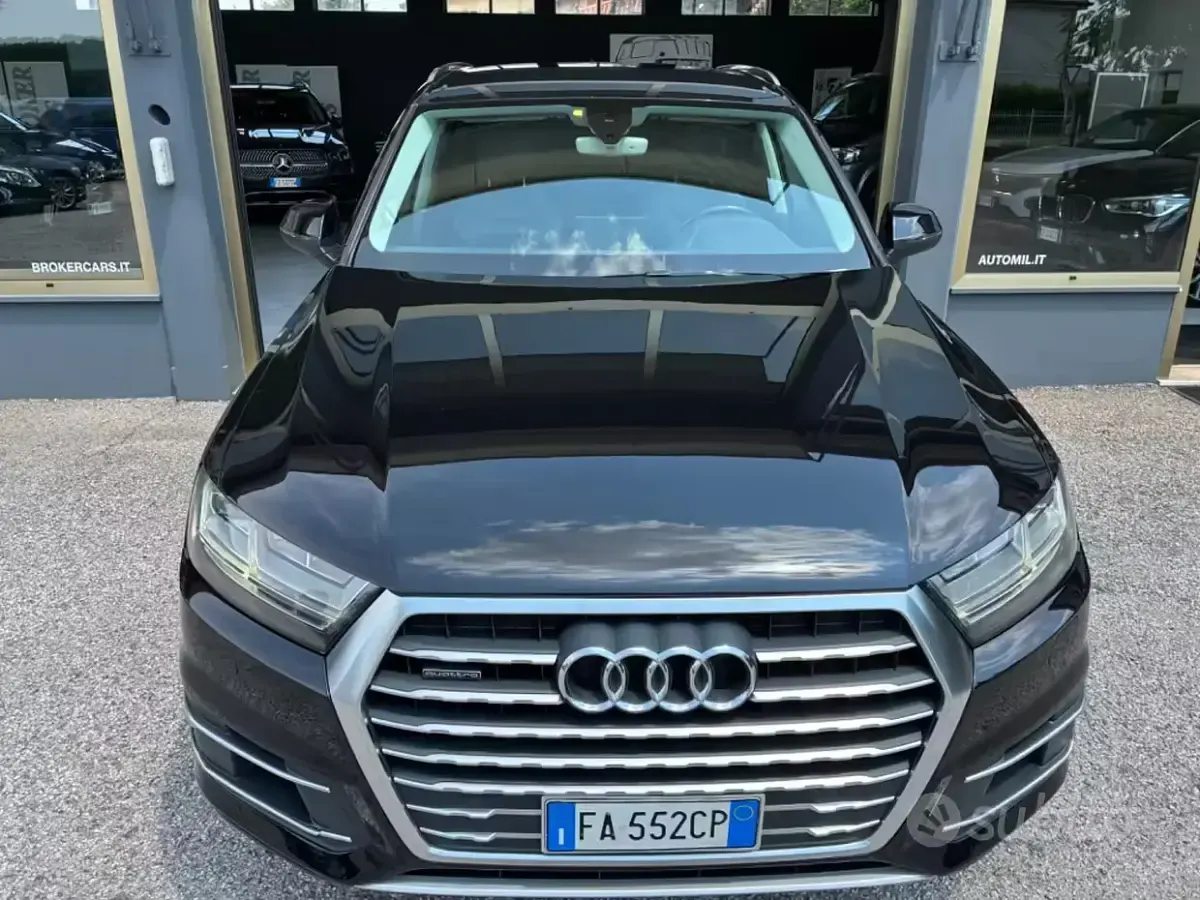 Usata Audi Q7 Business 272 CV (200 kW) 2015 Nero SUV