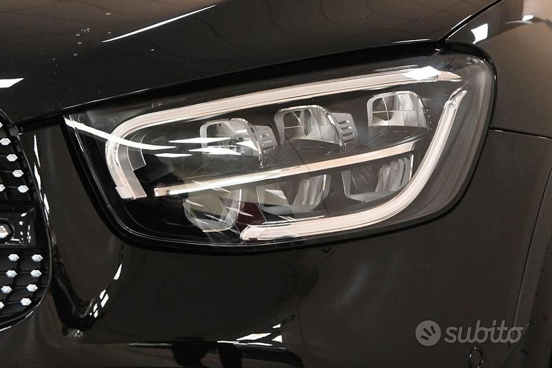 Usata Mercedes GLC220 194 CV (142 kW) 2022 Nero SUV
