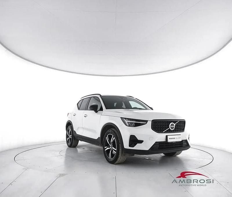 Usata Volvo XC40 Plus 163 CV (119 kW) 2023 Bianco SUV