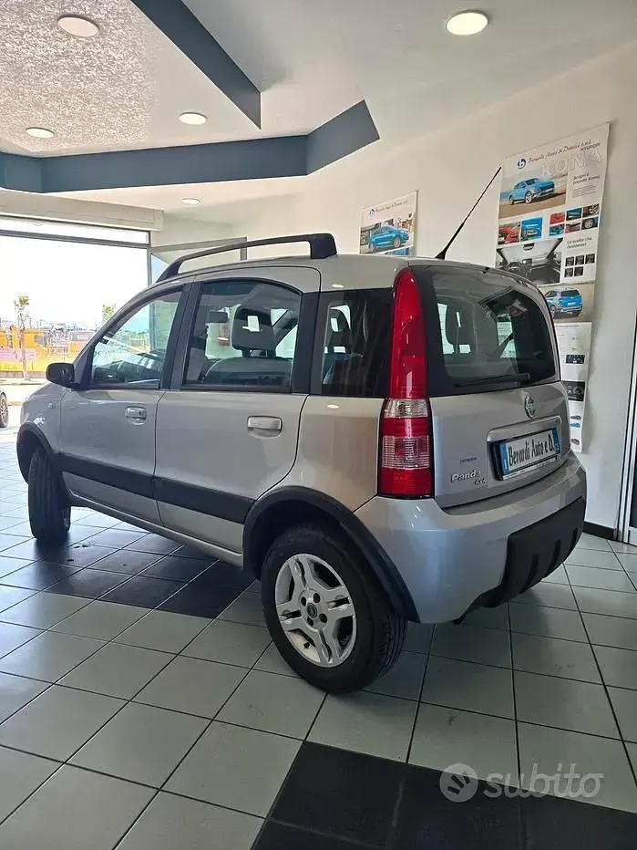 Occasion Fiat Panda 4x4 Climbing 69 ch (50 kW) 2007 Gris Citadine