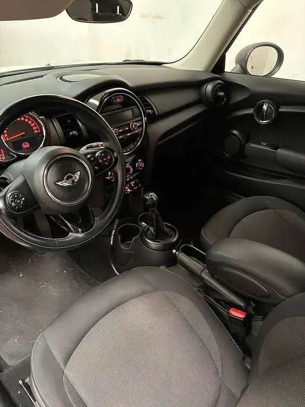 Usata Mini ONE 75 CV (55 kW) 2016 Bianco Utilitaria