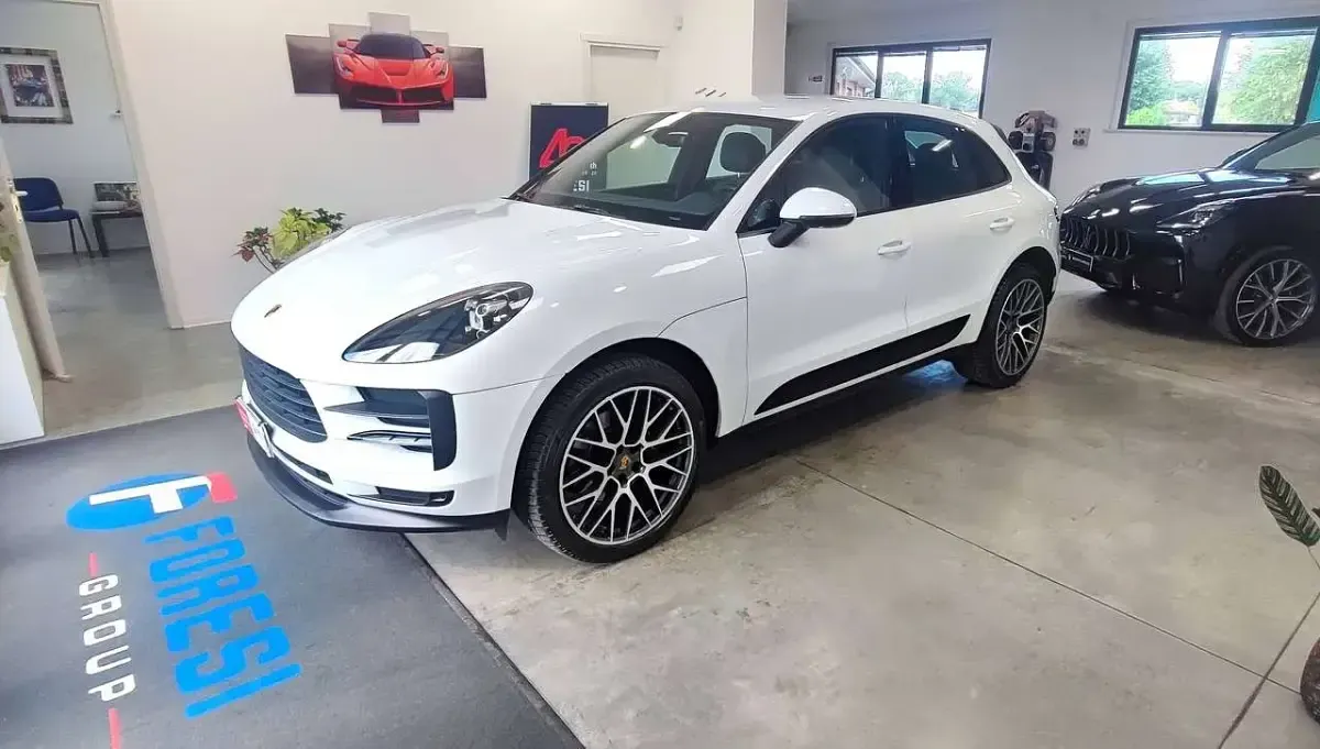 Usata Porsche Macan 245 CV (180 kW) 2019 Bianco carrara SUV