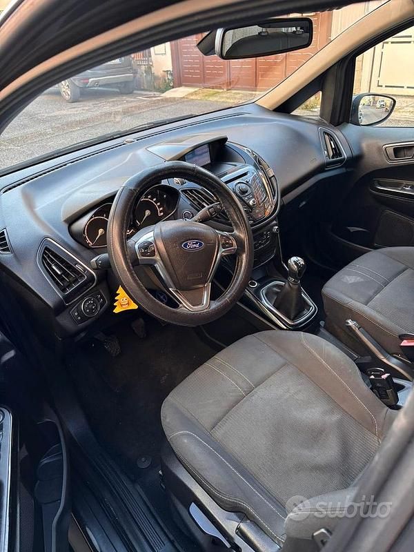 Usata Ford B-MAX 75 CV (55 kW) 2015 Grigio Monovolume