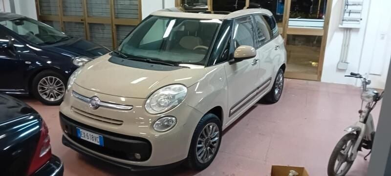 Usata Fiat 500L Business 120 CV (88 kW) 2015 Beige Monovolume