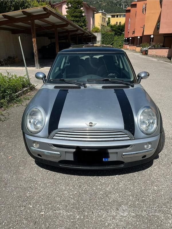 Usado Mini Cooper 116 HP (85 kW) 2002 Cinzento Citadino