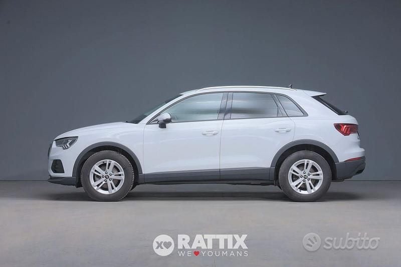 Usata Audi Q3 Business 150 CV (110 kW) 2023 Bianco ghiaccio SUV
