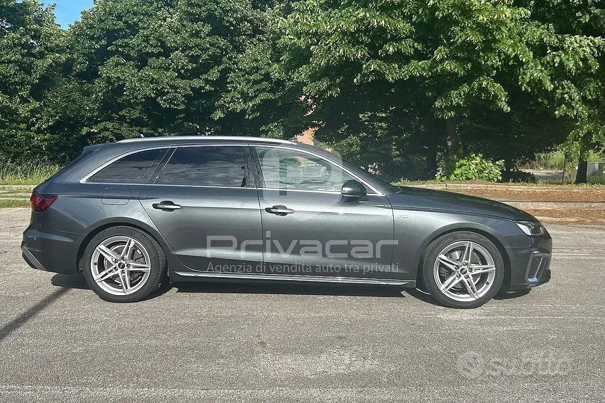 Usata Audi A4 S-Line 163 CV (119 kW) 2021 Grigio Berlina