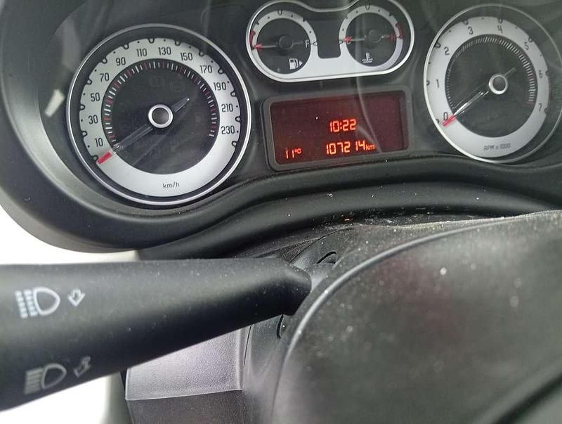 Usata Fiat 500L Lounge 95 CV (69 kW) 2015 Bianco Monovolume