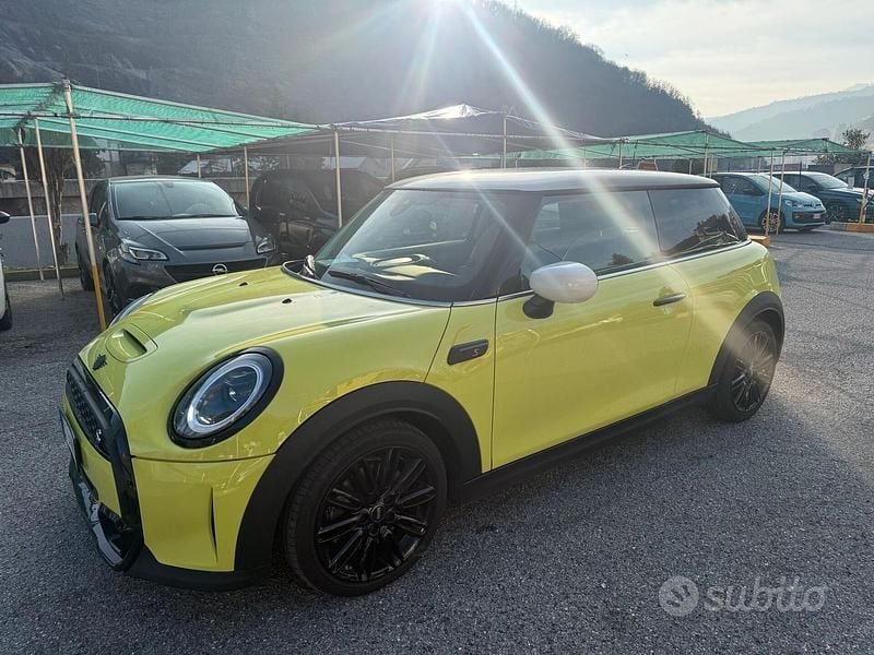 Giallo Usata 2022 Mini Cooper S Utilitaria | 24.600 € (Ottimo prezzo) - Immagine 1/4