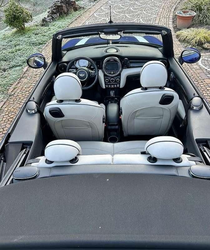 Usata Mini Cooper D Cabriolet 116 CV (85 kW) 2019 Blu/azzurro Cabrio