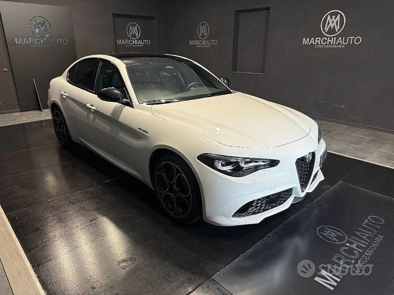 Nuova Alfa Romeo Giulia 210 CV (154 kW) 2025 Bianco Berlina
