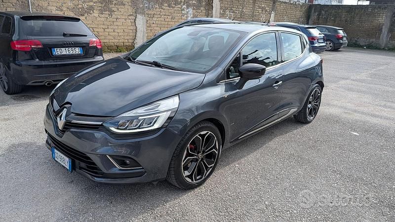 Usata Renault Clio IV Intens 90 CV (66 kW) 2019 Grigio Berlina