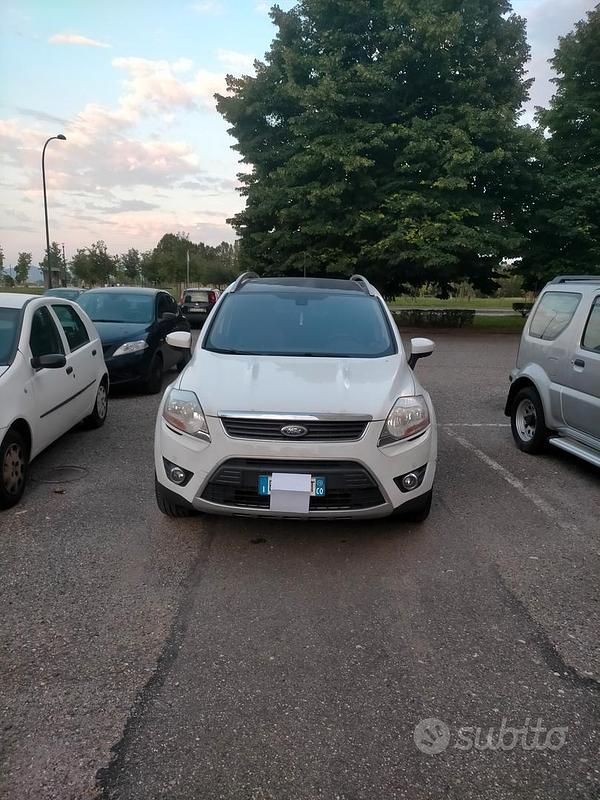 Usata Ford Kuga 163 CV (119 kW) 2010 Bianco SUV