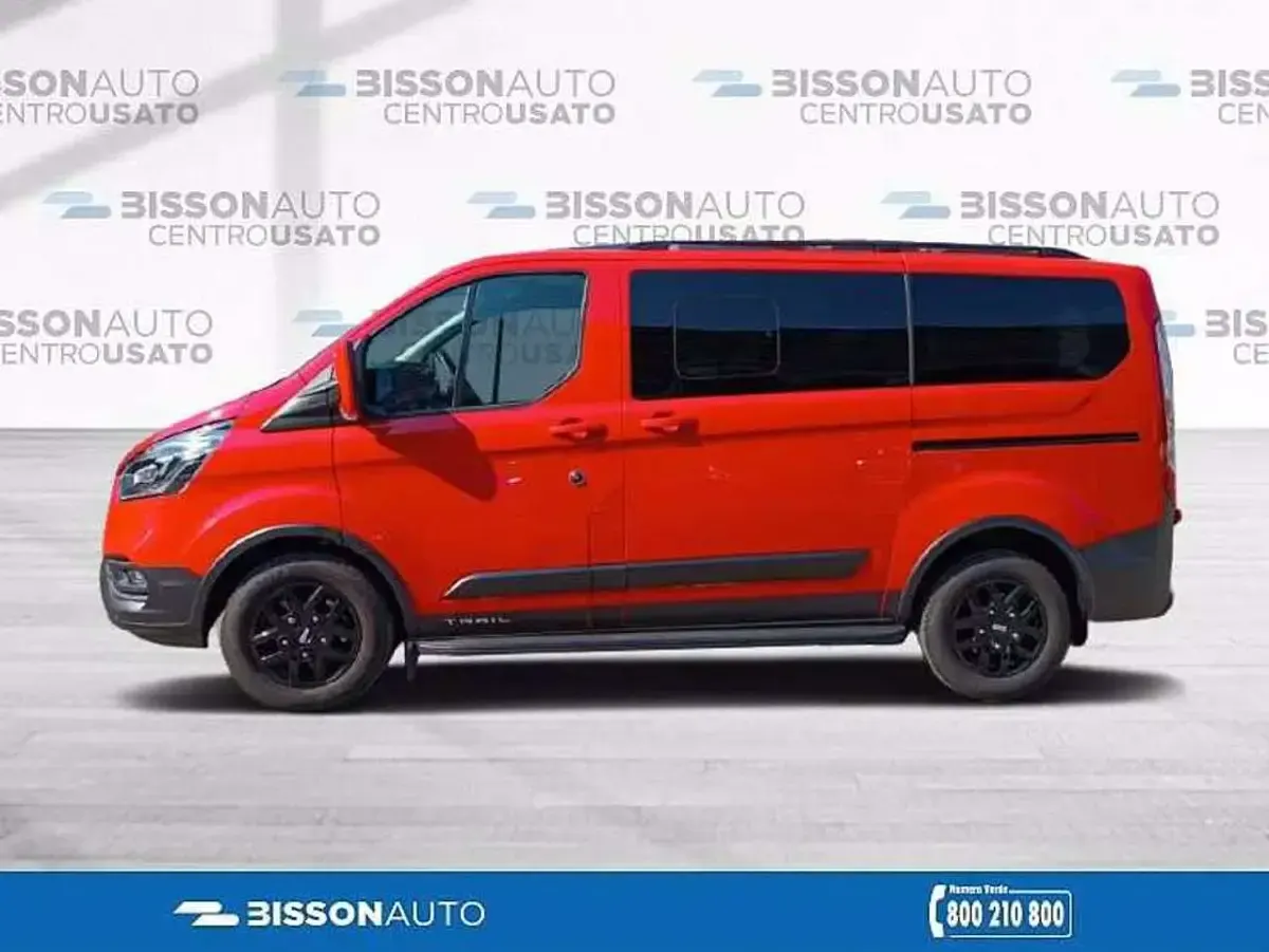 Usata Ford Tourneo Custom Active 150 CV (110 kW) 2023 Rosso Furgone