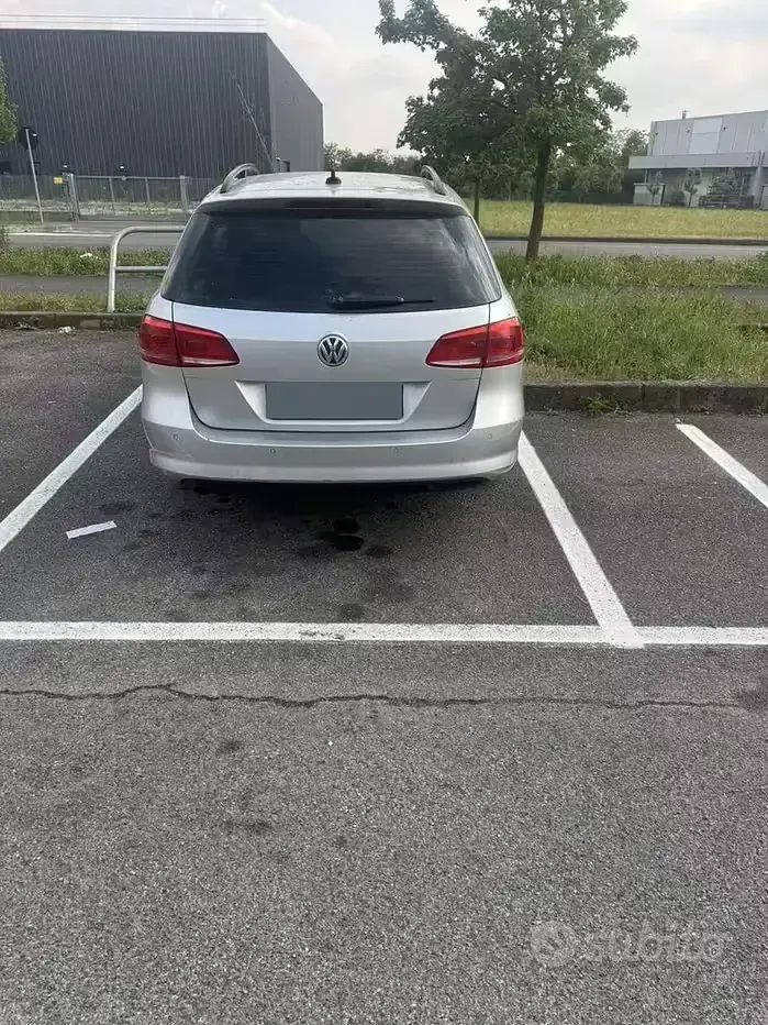 Usata VW Passat 140 CV (102 kW) 2013 Giallo Station wagon