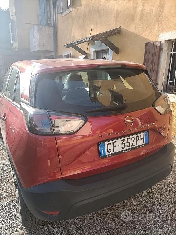 Usata Opel Crossland X Edition 110 CV (80 kW) 2021 Rosso SUV