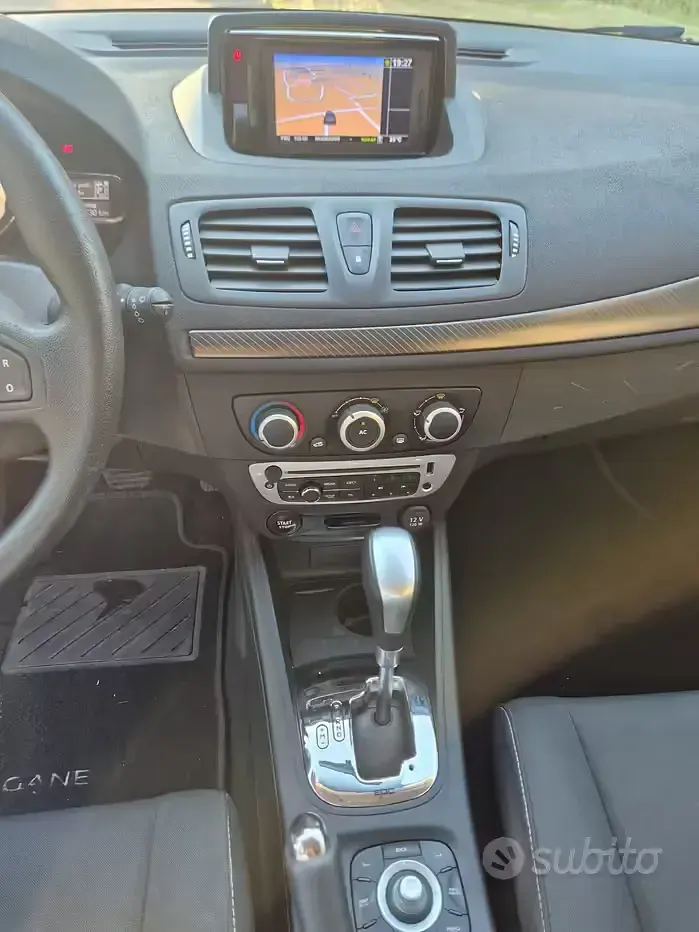 Usata Renault Mégane 110 CV (80 kW) 2012 Bianco Berlina
