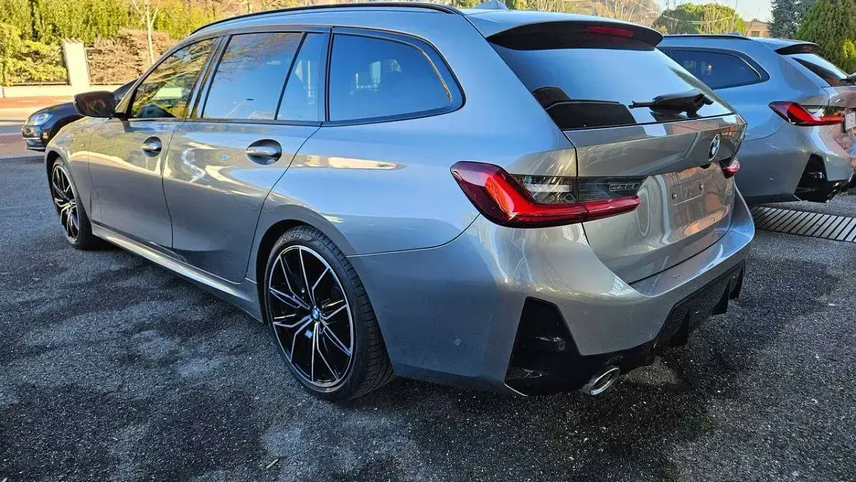 Usata BMW 320 M Sport 190 CV (139 kW) 2024 Skykreaper Station wagon
