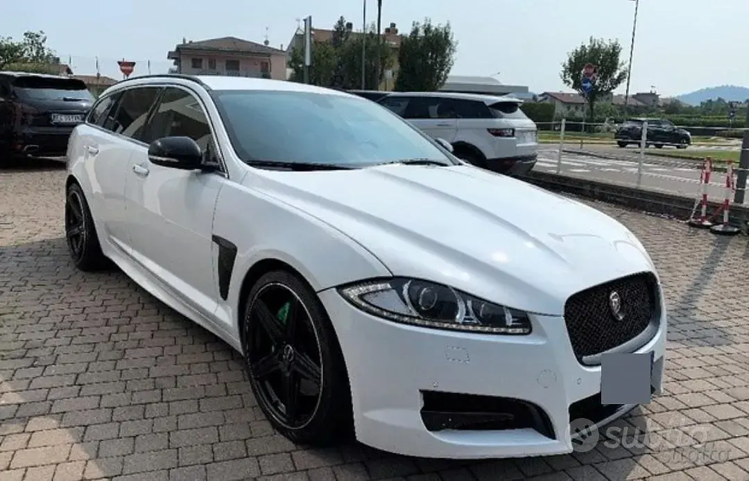 Usata Jaguar XF Sportbrake Portfolio 275 CV (202 kW) 2013 Bianco Station wagon