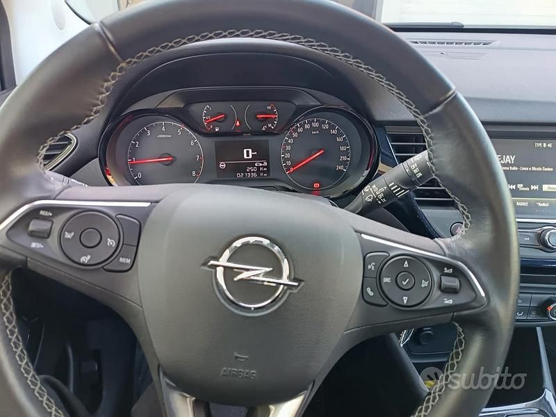 Usata Opel Crossland X 83 CV (61 kW) 2020 Grigio SUV