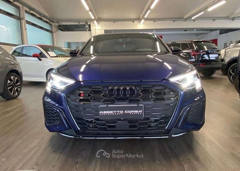 Usata Audi S3 Sport 310 CV (228 kW) 2023 Blu/azzurro Berlina
