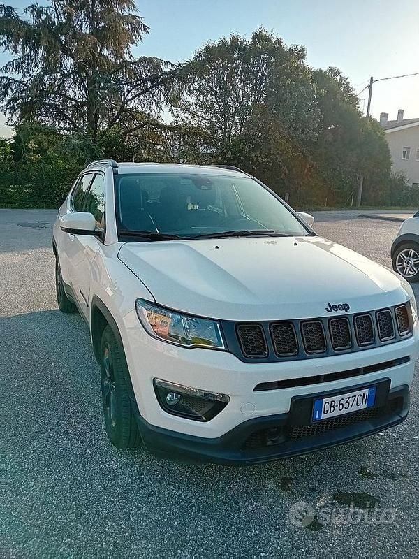 Usata Jeep Compass Night Eagle 140 CV (102 kW) 2020 Bianco SUV