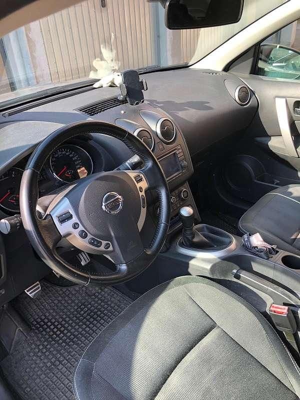 Usata Nissan Qashqai N-TEC 110 CV (80 kW) 2011 Grigio SUV