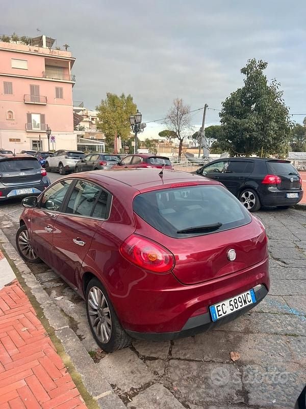 Usata Fiat Bravo 120 CV (88 kW) 2010 Utilitaria