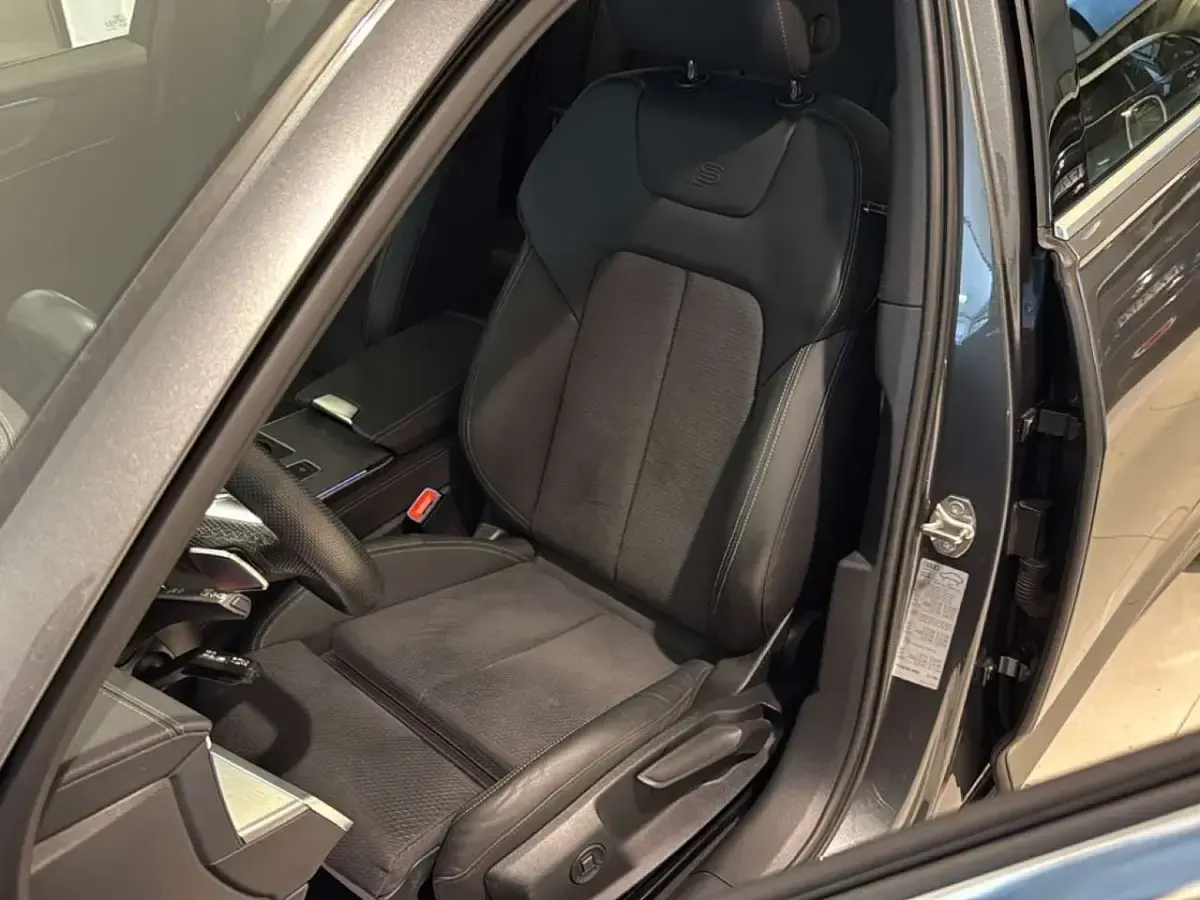 Usata Audi A6 Ambiente 204 CV (150 kW) 2022 Other Berlina