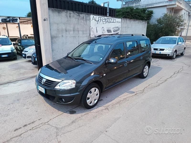Usata Dacia Logan MCV Ambiance 84 CV (61 kW) 2009 Grigio Station wagon