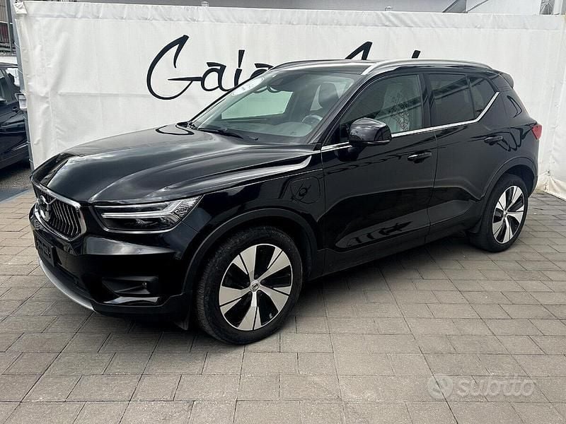 Occasion Volvo XC40 Inscription 180 ch (132 kW) 2021 Noir SUV