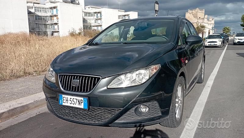 Grigio Usata 2011 Seat Ibiza ST Station wagon | 3200 € (Buon prezzo) - Immagine 1/4