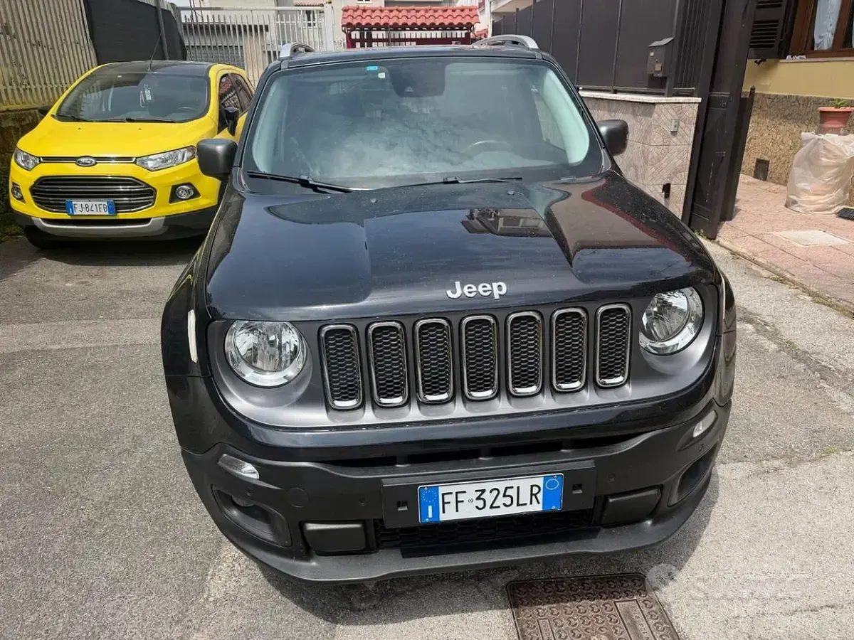 Usata Jeep Renegade Limited 120 CV (88 kW) 2016 Nero SUV