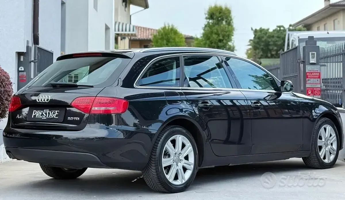 Usata Audi A4 Advanced 143 CV (105 kW) 2009 Nero Station wagon