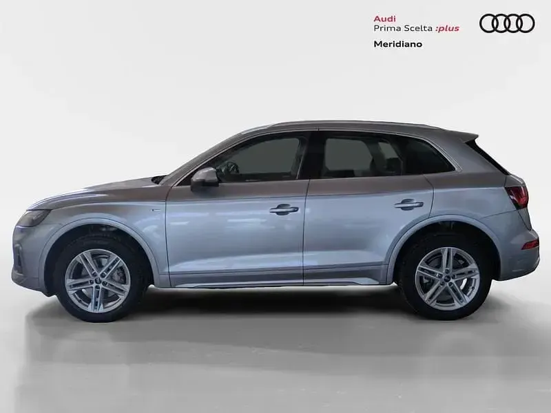 Usata Audi Q5 S-Line 204 CV (150 kW) 2022 Argento floret metallizzato SUV