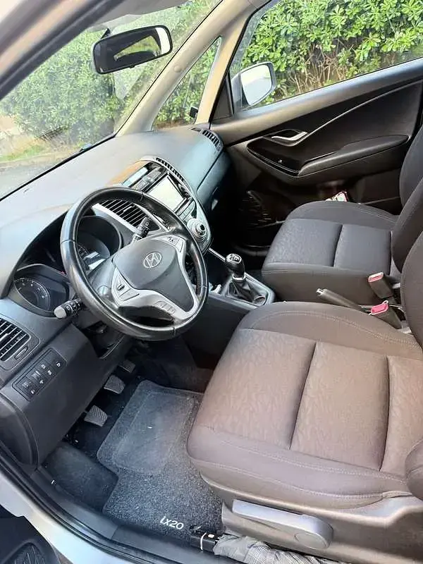 Usata Hyundai ix20 Xpossible 90 CV (66 kW) 2017 Utilitaria