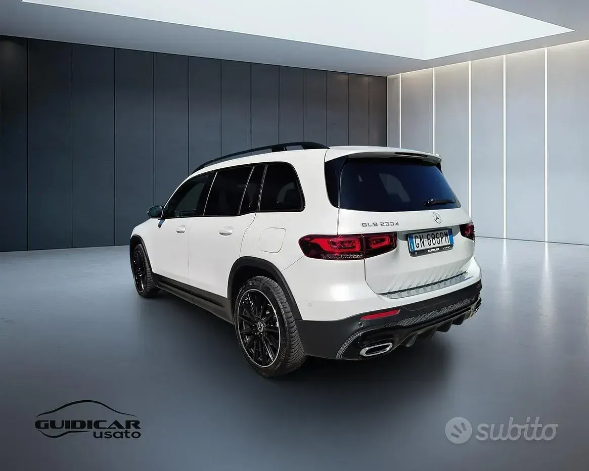 Usata Mercedes GLB200 Premium 150 CV (110 kW) 2023 Bianco SUV