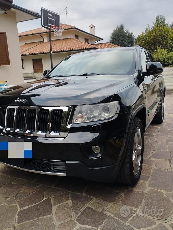 Nero Usata 2013 Jeep Grand Cherokee SUV | 12.000 € (Ottimo prezzo) - Immagine 1/4