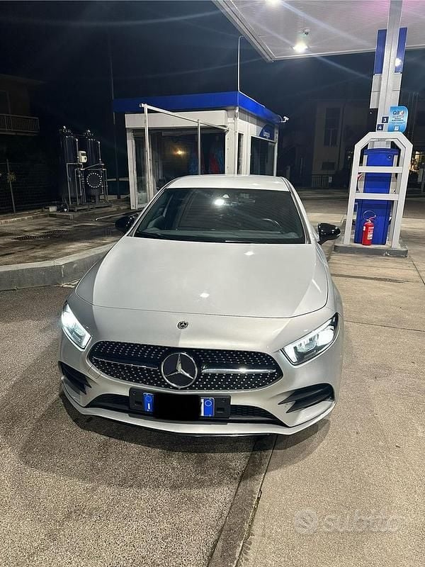 Usata Mercedes A200 Premium 163 CV (119 kW) 2022 Berlina
