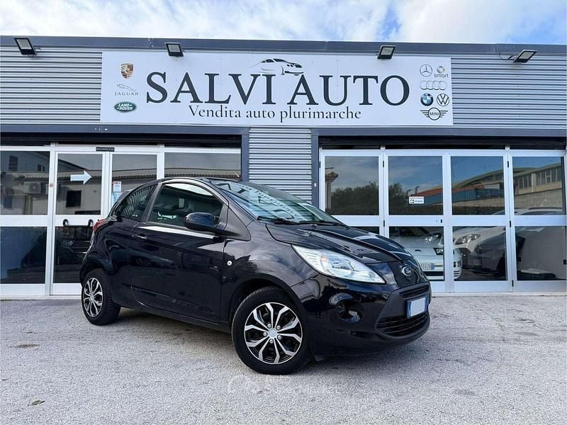 Other Usata 2016 Ford Ka Titanium Tre volumi | 3990 € (Buon prezzo) - Immagine 1/4