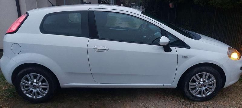 Usata Fiat Punto Evo Dynamic 95 CV (69 kW) 2013 Utilitaria