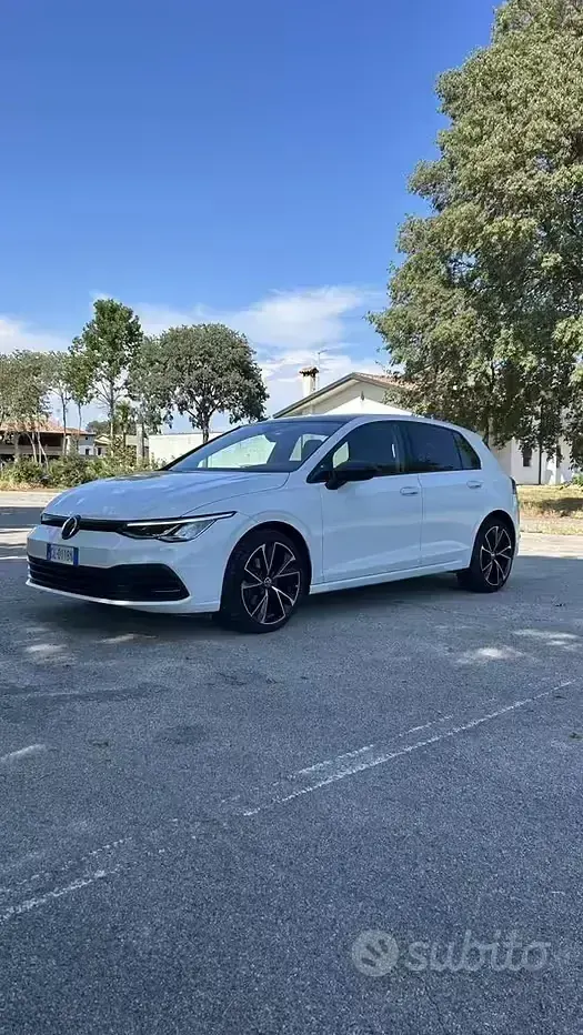Usata VW Golf VIII 150 CV (110 kW) 2022 Bianco Berlina