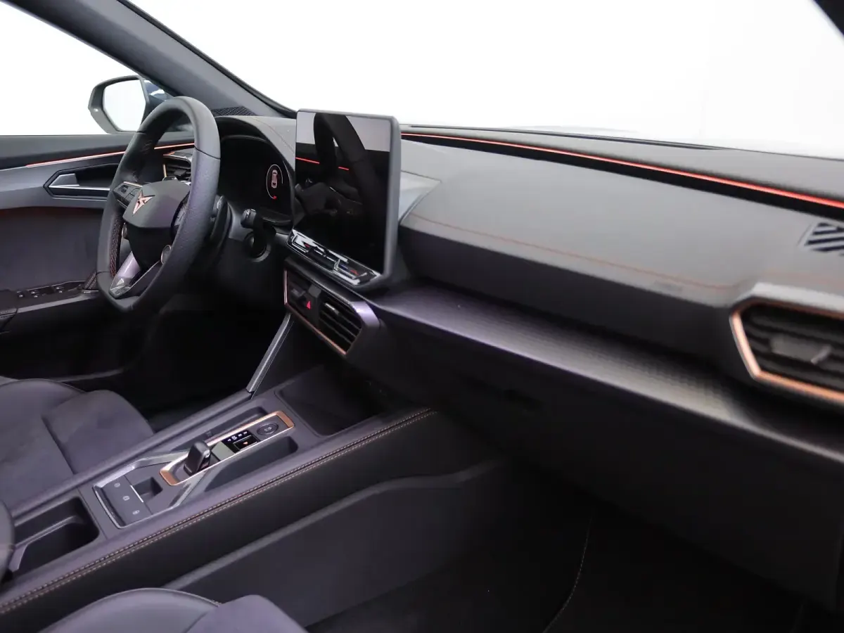 Usata Cupra Formentor 150 CV (110 kW) 2024 Grigio graphene SUV