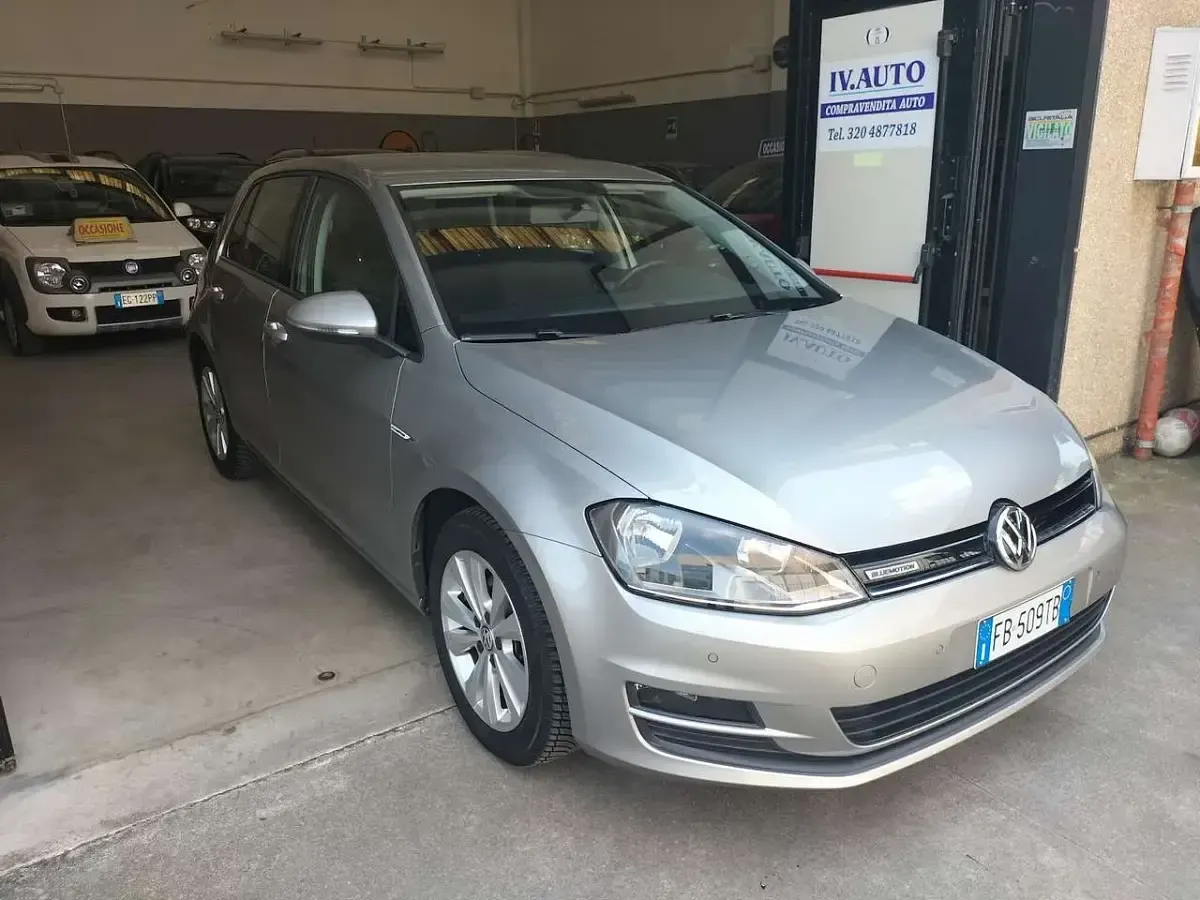 Usata VW Golf VII Highline 110 CV (80 kW) 2015 Grigio Berlina