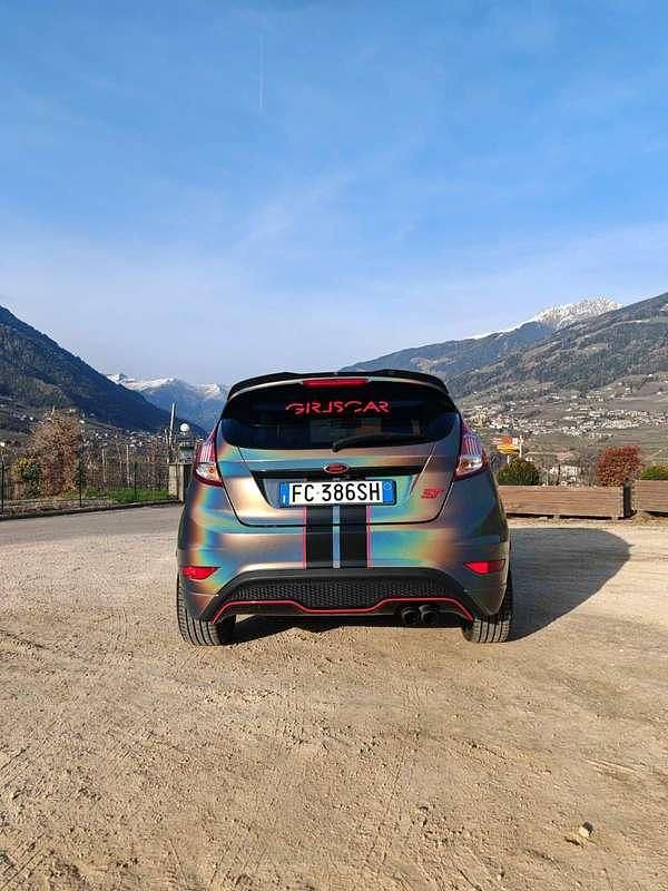 Usata Ford Fiesta ST 182 CV (133 kW) 2013 Nero Utilitaria