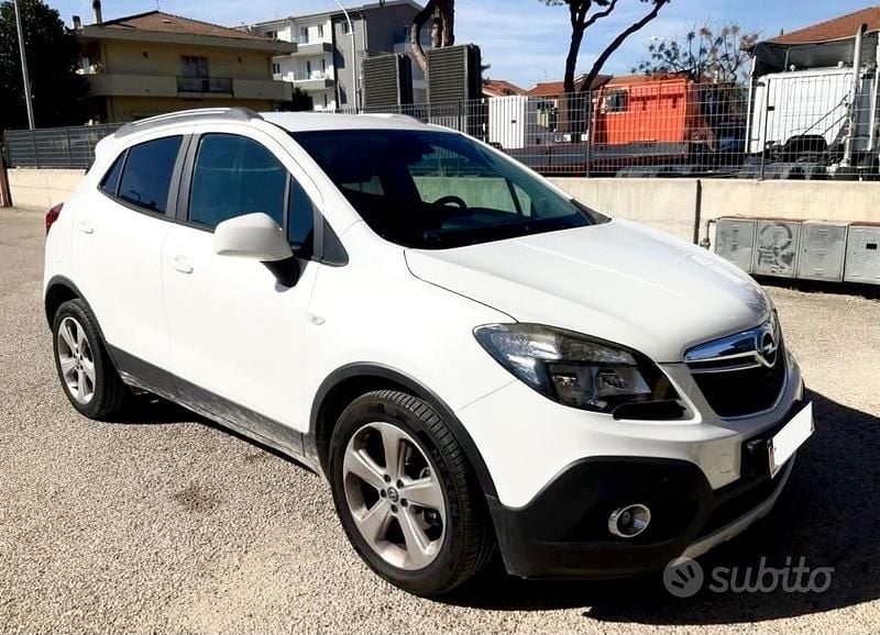 Usata Opel Mokka 130 CV (95 kW) 2015 Bianco SUV