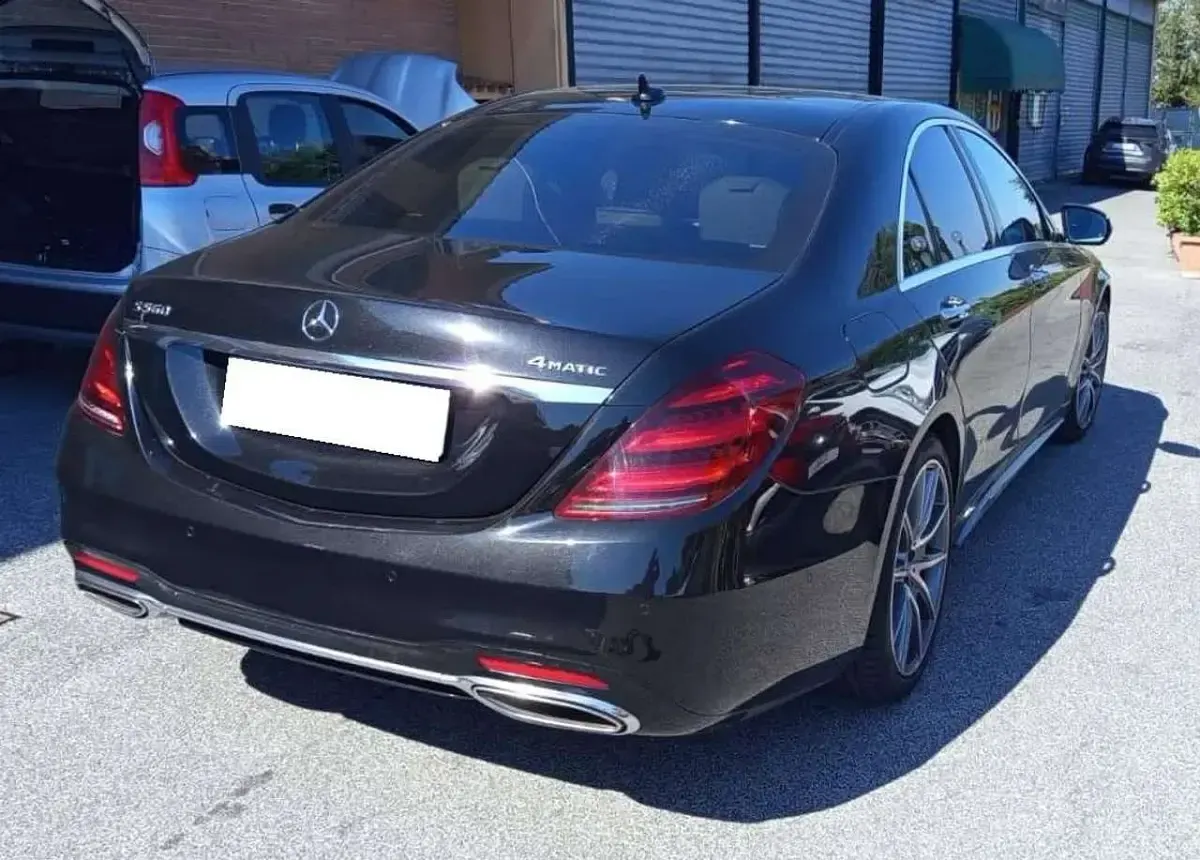 Usata Mercedes S560 Premium Plus 469 CV (344 kW) 2018 Nero ossidiana metallizzato Berlina