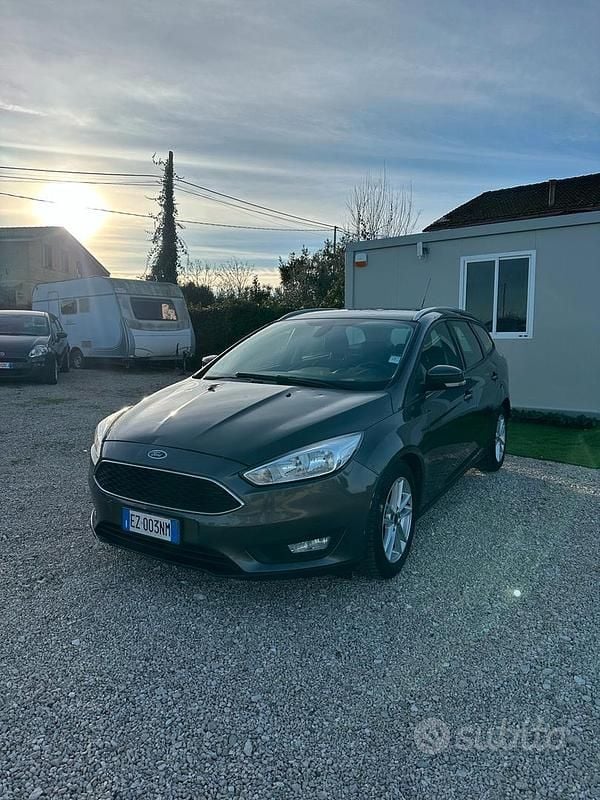 Grigio Usata 2015 Ford Focus Titanium Station wagon | 4900 € (Super prezzo) - Immagine 1/4