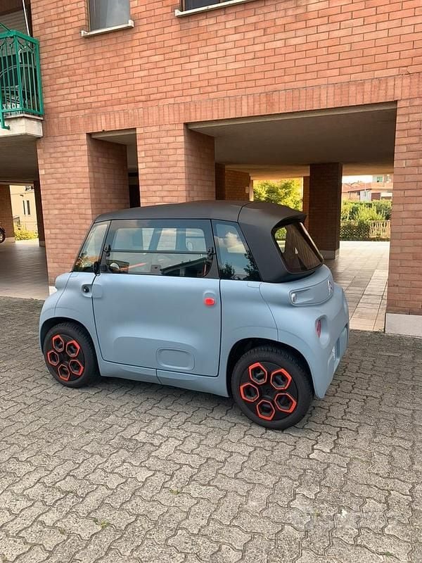 Usata Citroën AMI 2024 Blu Berlina
