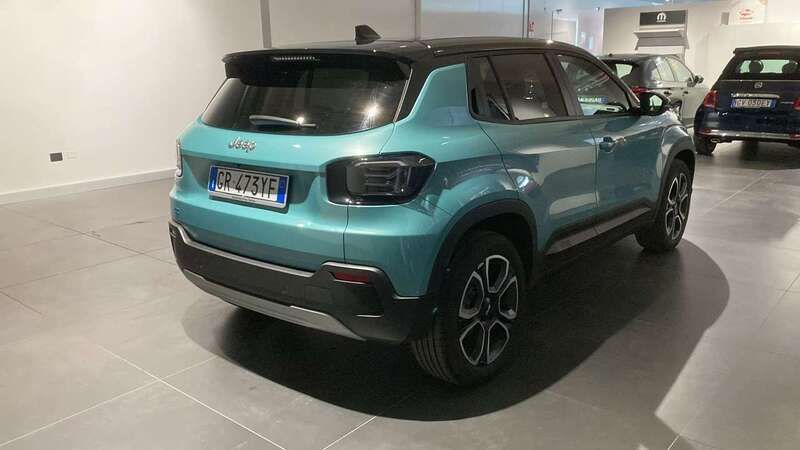 Usata Jeep Avenger EV Summit 61 kW (84 CV) 2024 Grigio SUV
